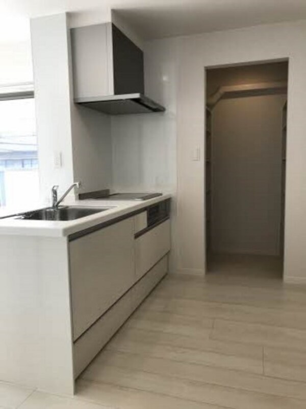 キッチン(他号室のお写真です)