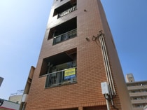 高徳線 佐古駅 5階建 築42年の外観写真