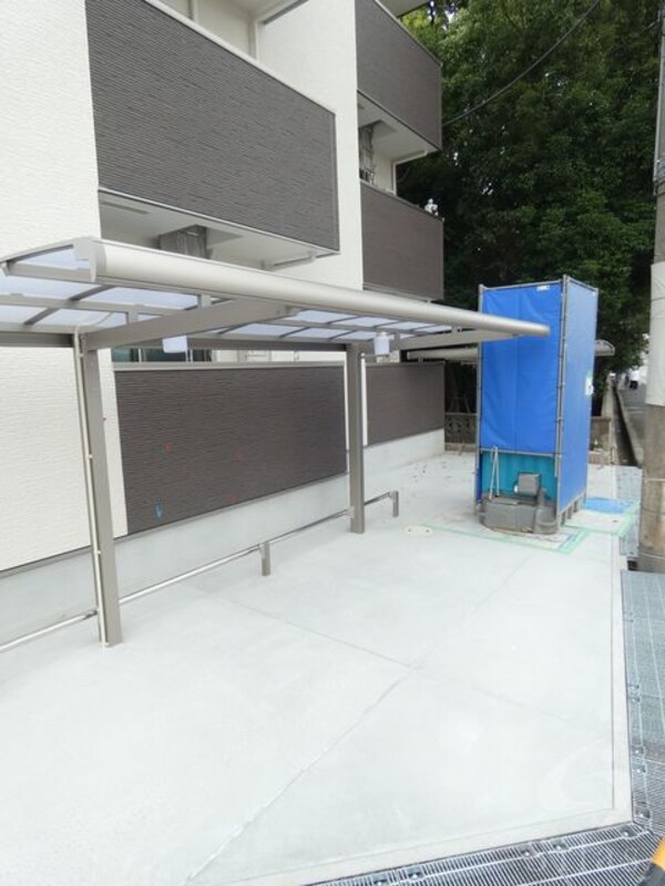 敷地内/建物