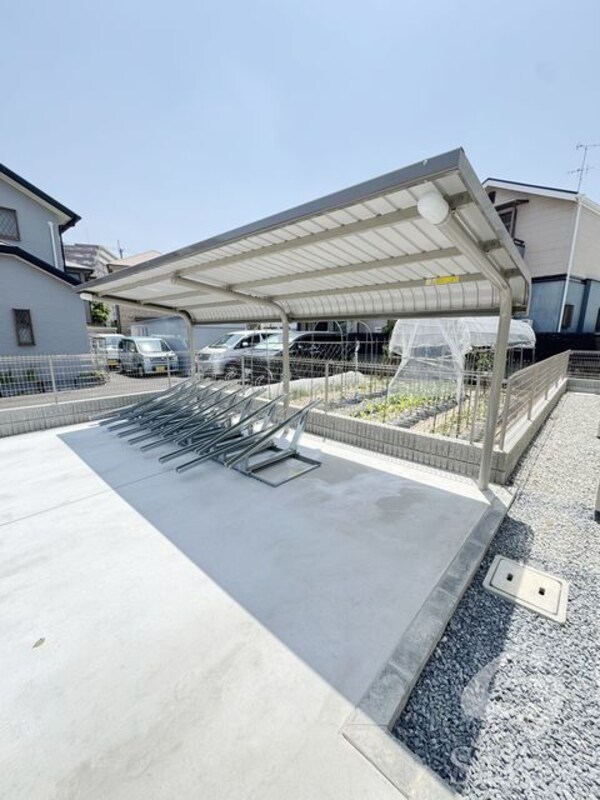 敷地内/建物