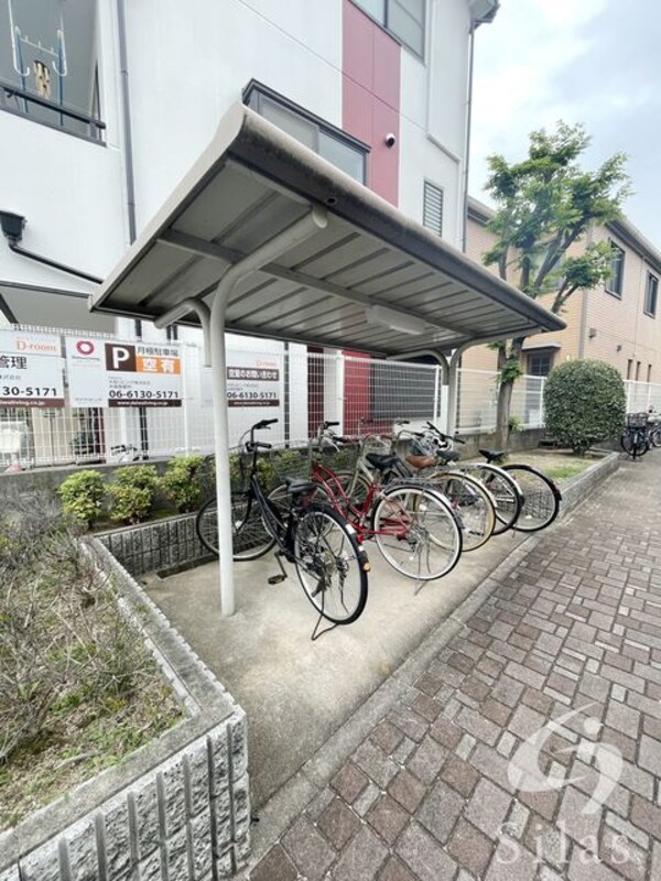 敷地内/建物