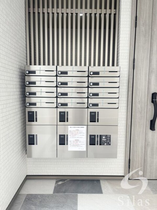 敷地内/建物
