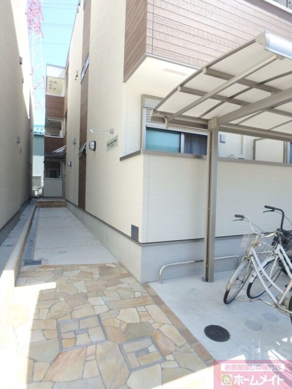 敷地内/建物
