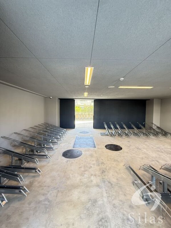 敷地内/建物