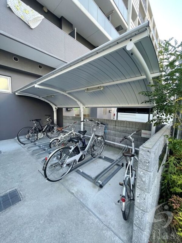 敷地内/建物