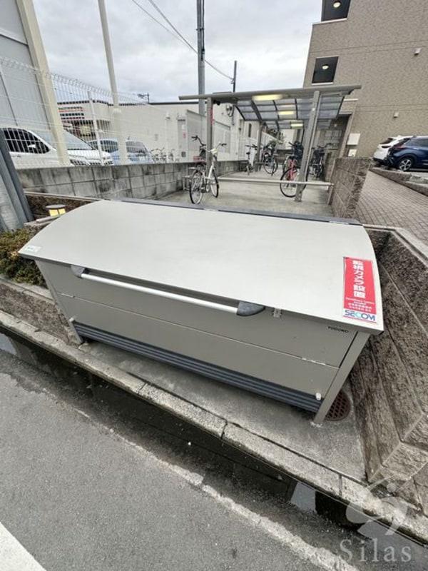 敷地内/建物