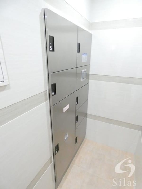 敷地内/建物