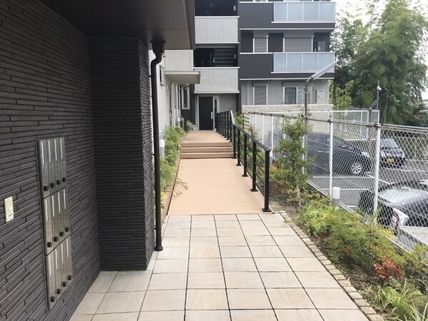 エントランス(同仕様)