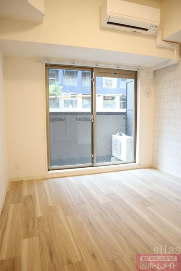 居室(同仕様写真)