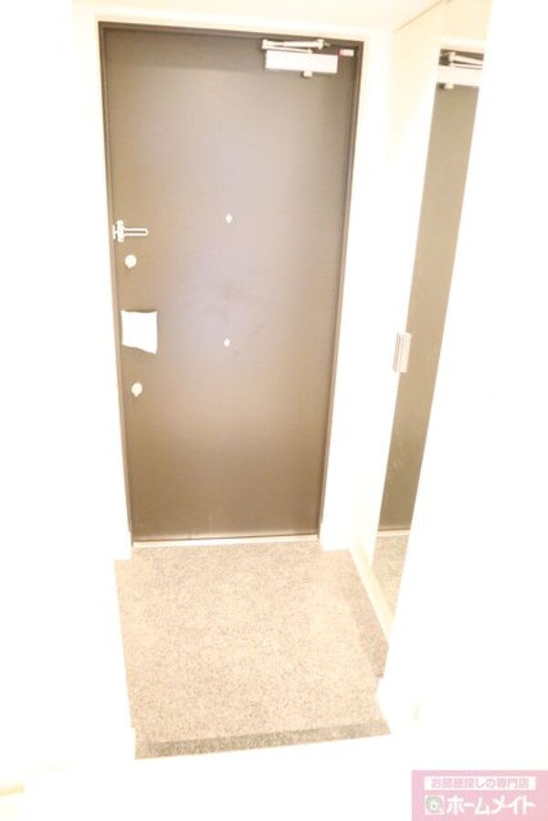 玄関(同仕様写真)