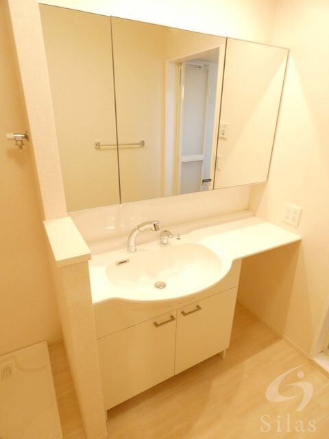 物件内観写真16　(反転タイプ)