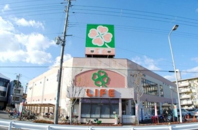 ライフ崇禅寺店