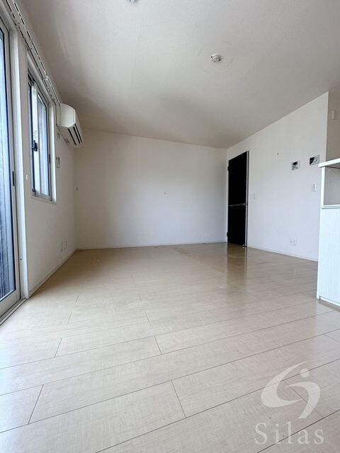 物件内観写真6　(同仕様反転タイプ)