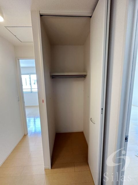 物件内観写真19　(同仕様反転タイプ)