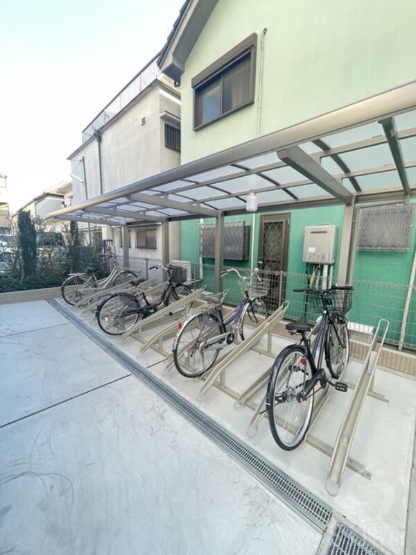敷地内/建物