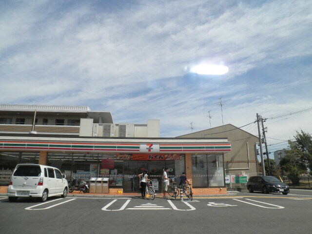 セブンイレブン豊中服部寿町3丁目店