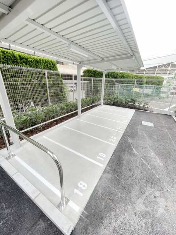 敷地内/建物
