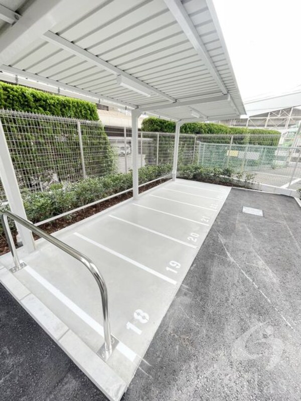 敷地内/建物