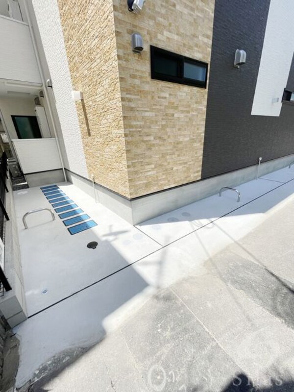 敷地内/建物