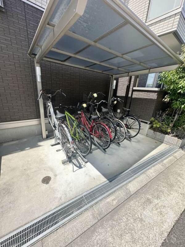 敷地内/建物