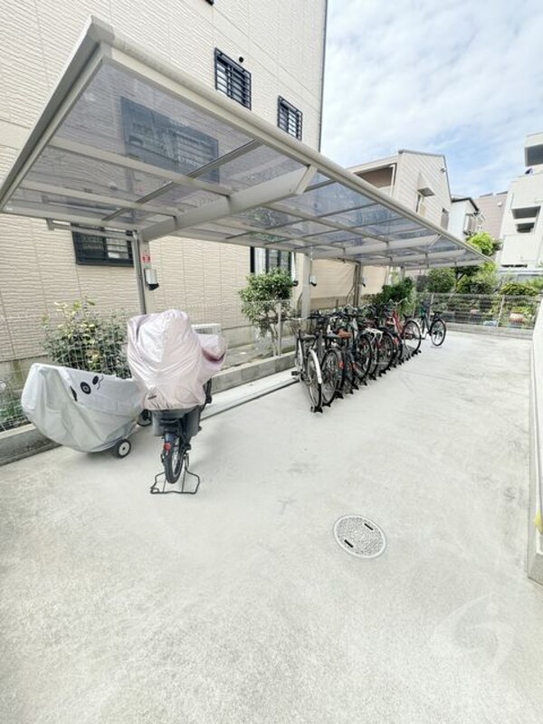 敷地内/建物