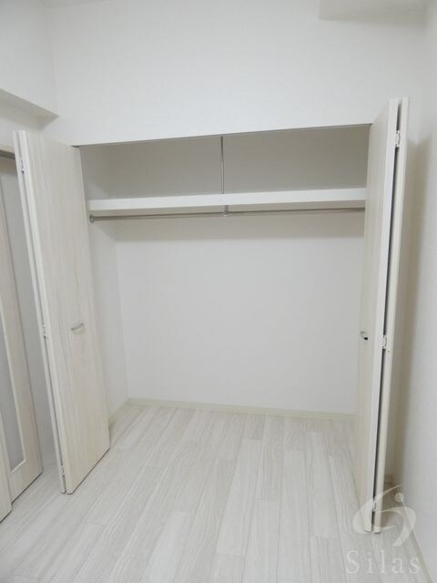 物件内観写真16　(色違いパターン有り。)