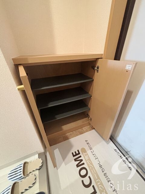 物件内観写真19　(同仕様反転タイプ)