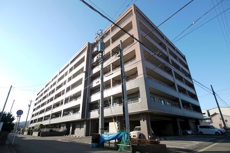 ロアール春日南（４０１）外観写真
