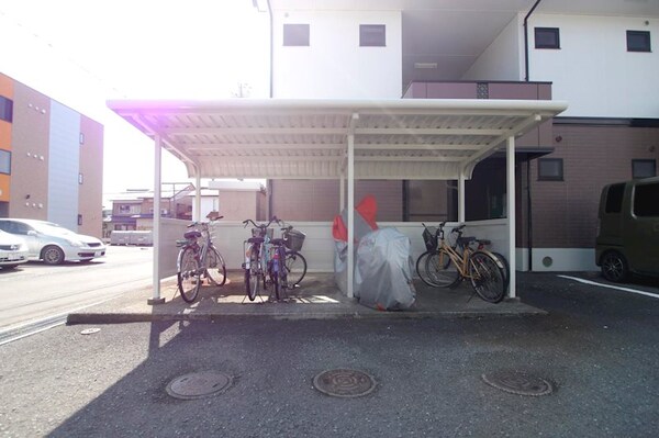 その他共有部分(駐輪場)