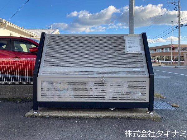 その他(ゴミ庫)