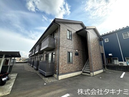 グレイシャス外観写真