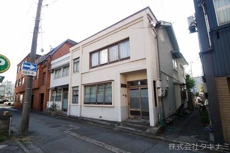 順化1丁目事務所付貸家外観写真