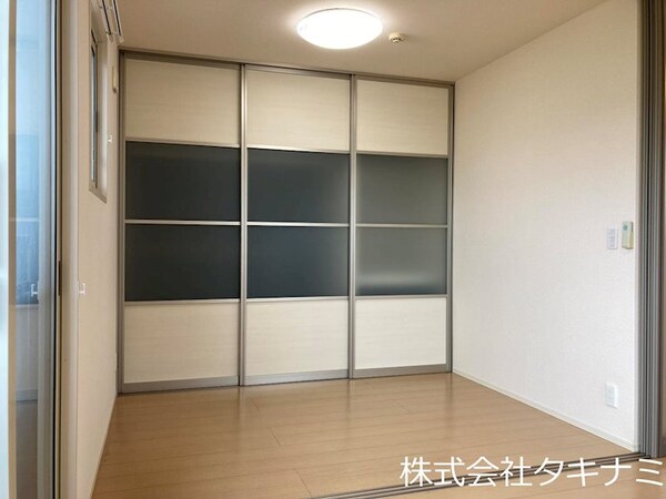 ベッドルーム