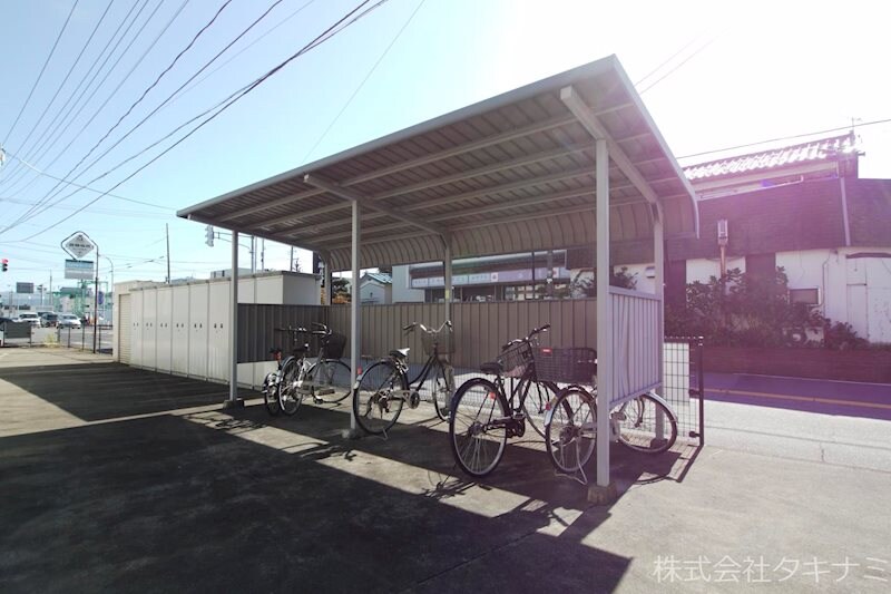 物件内観写真24　(駐輪場)