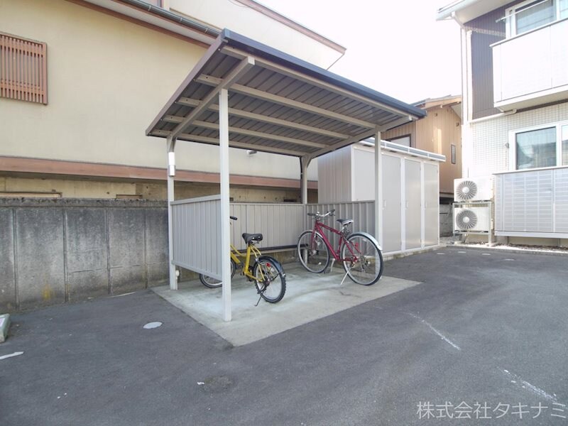 物件内観写真23　(駐輪場)
