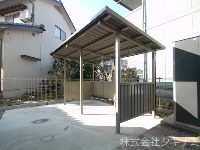 物件内観写真26　(駐輪場)