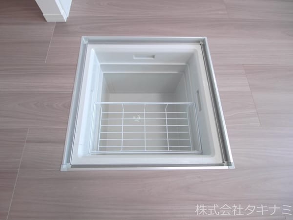 収納(床下収納)