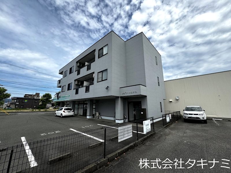 メゾン　ルミナス