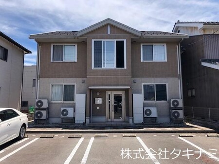 ジラソーレY外観写真