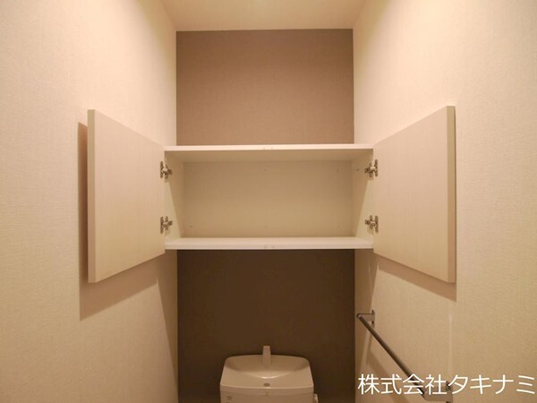 トイレ(トイレ収納)