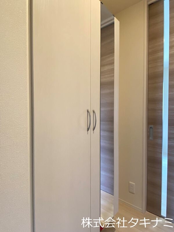 物件内観写真12　(シューズボックス)