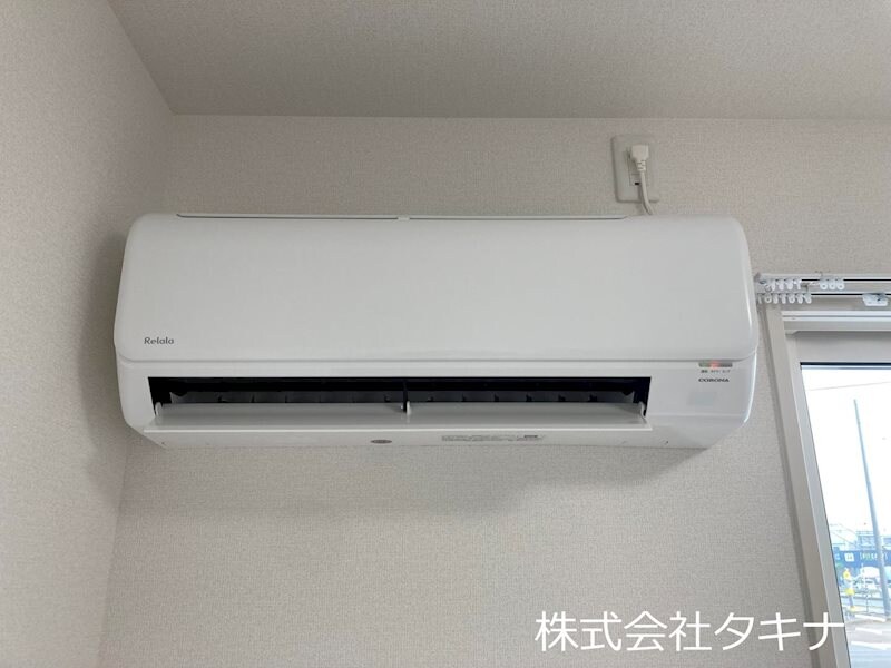 物件内観写真22　(エアコン（リビング）)