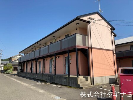 ロイヤルシャトー　A棟外観写真