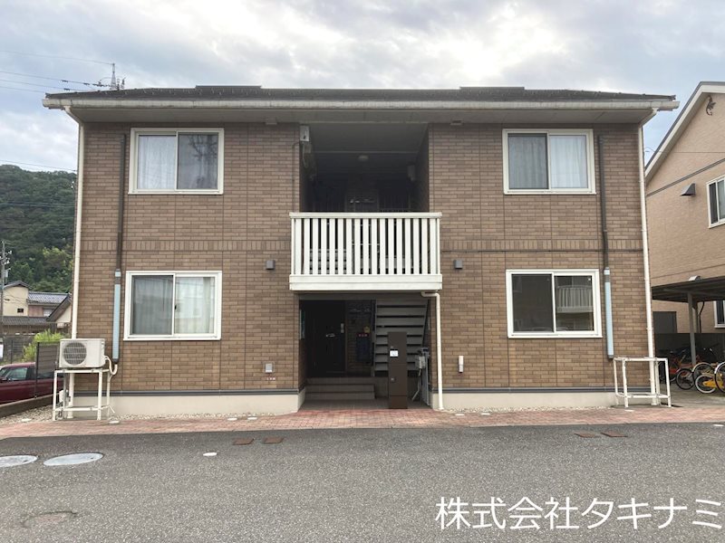 リビングタウン村国　C