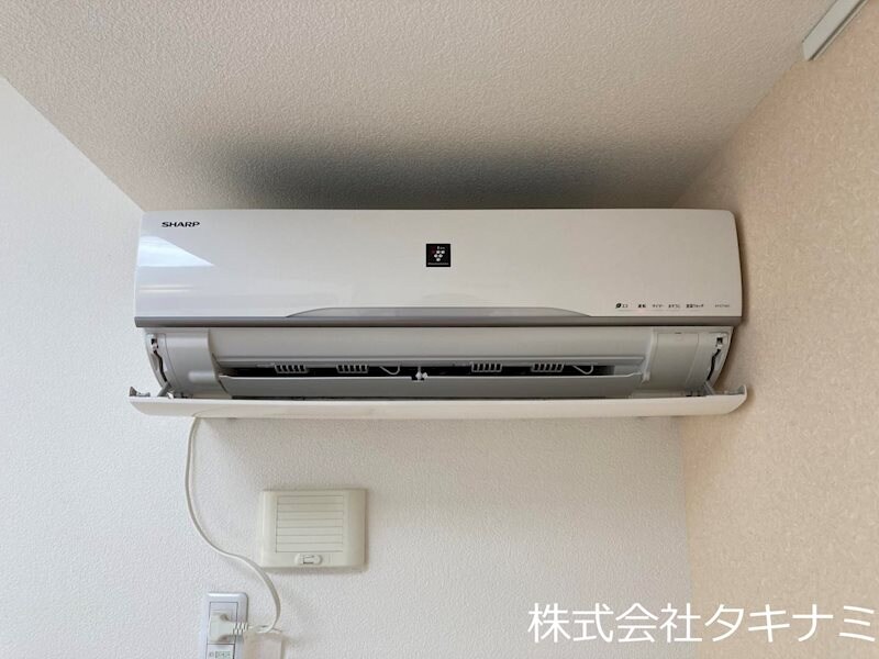 物件内観写真19　(エアコン（リビング）)