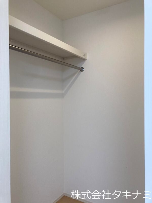 物件内観写真26　(ウォークインクローゼット)