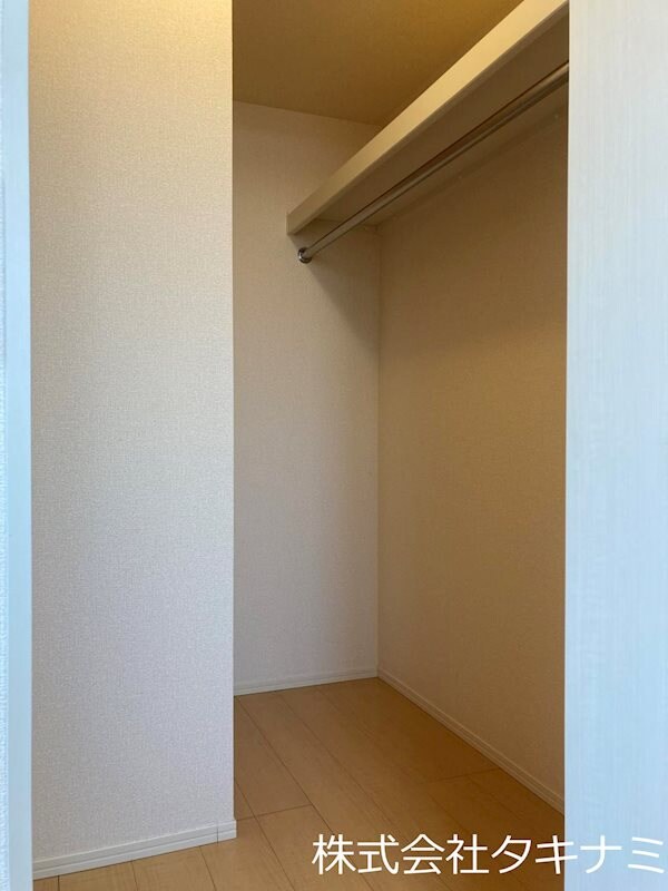 収納(ウォークインクローゼット)