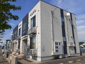 コ－ポサンパ－ル外観写真