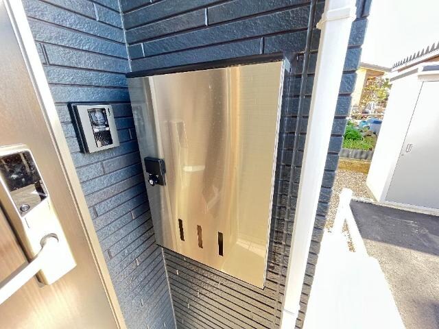 物件内観写真14　(宅配ボックス（イメージ）)