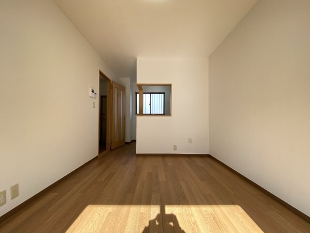 物件内観写真7　(使いやすい居間です)